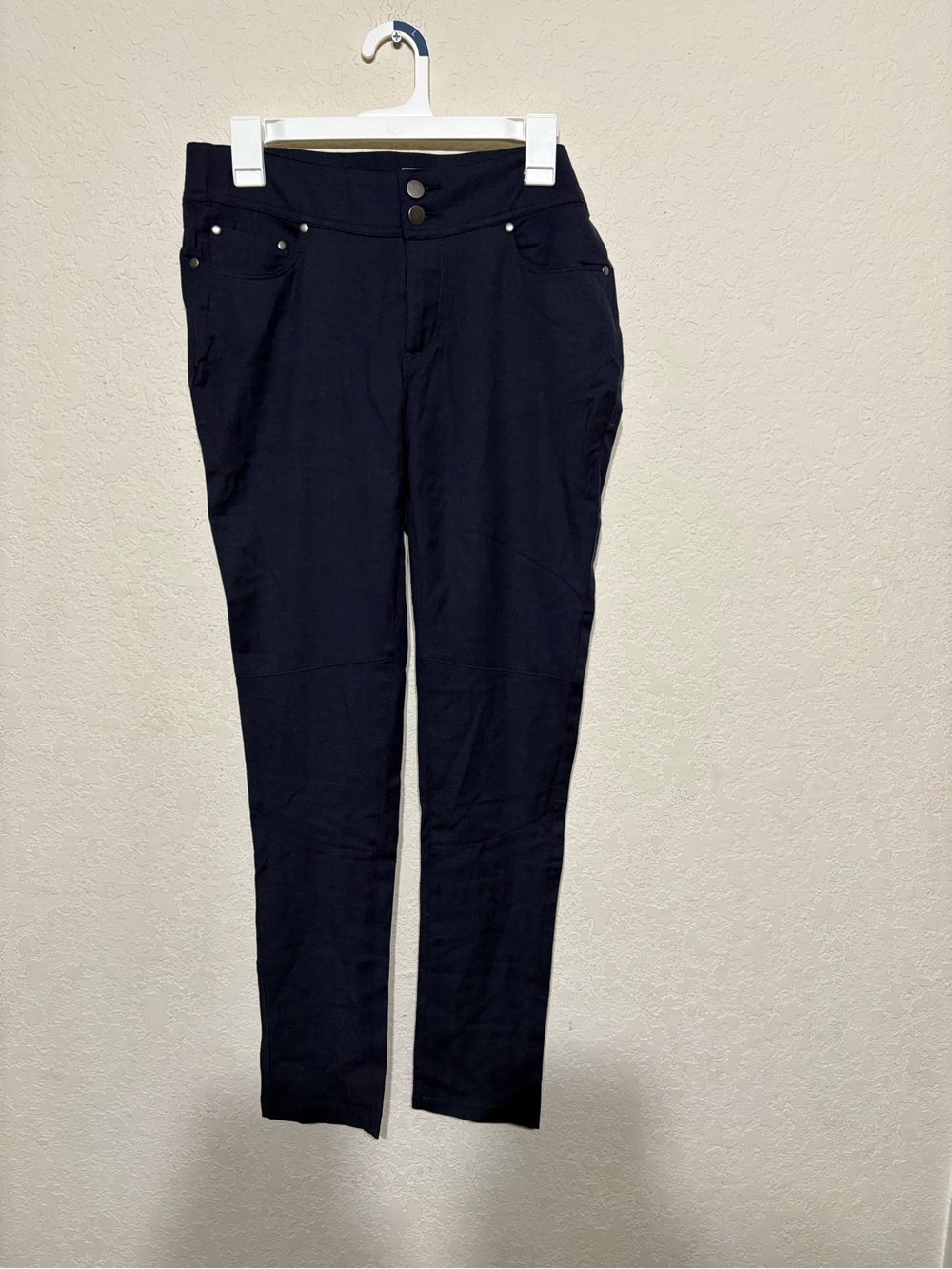 Woolly Seattle longhaul merino wool pants. Comfy and stretchy blue